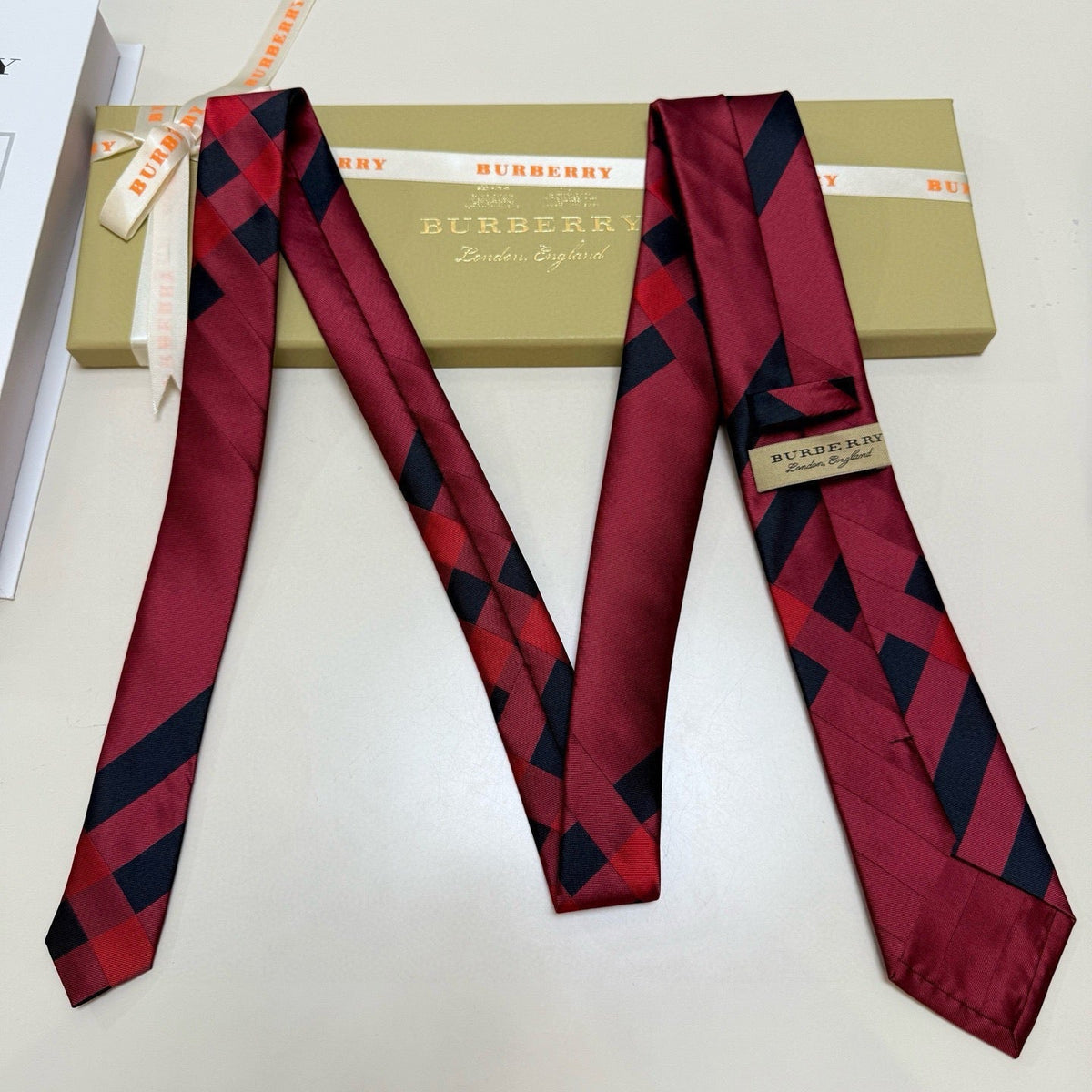 Burberry Style Men's Check Silk Tie