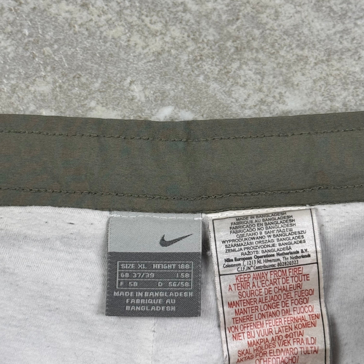 Vintage Nike Trackpants (XL)