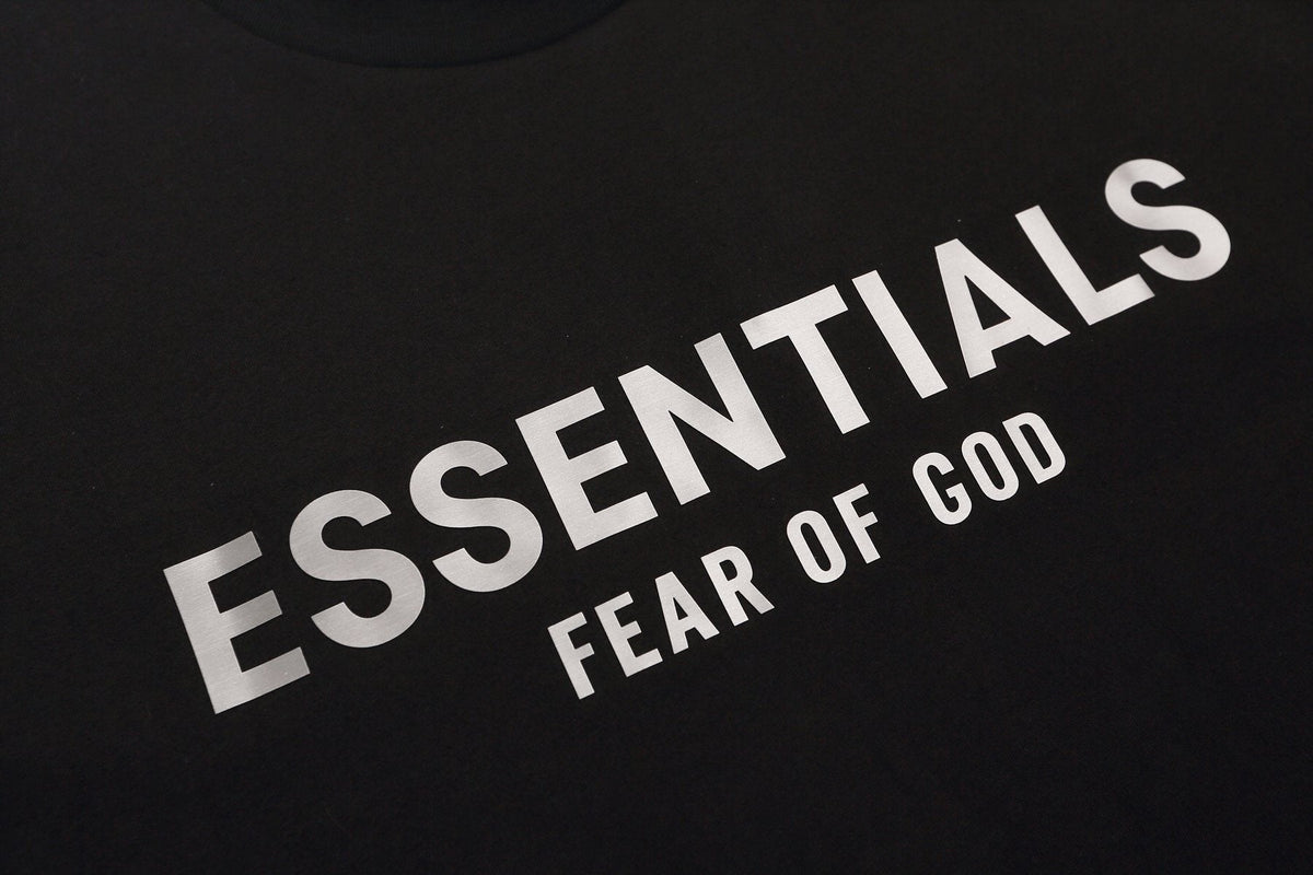 ESSENTIALS Fear of God Chest Graphic T-Shirt