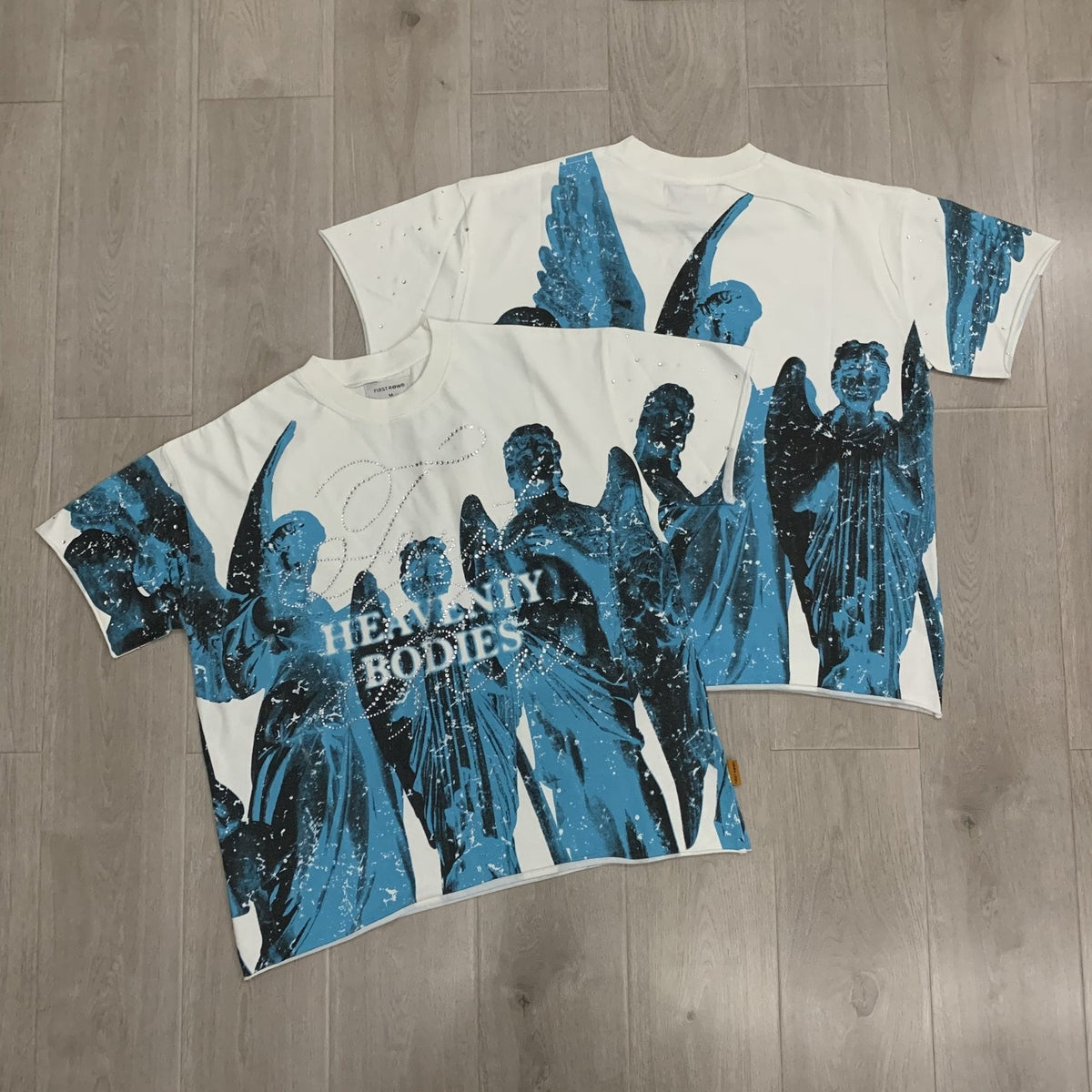 FIRST ROW Statues Rhinestone Graphic T-Shirt