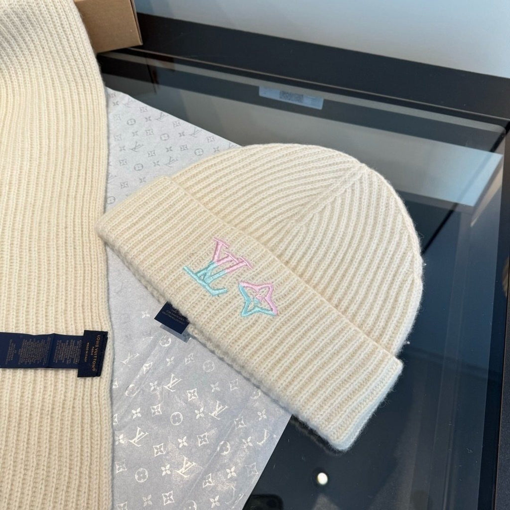 Louis Vuitton Cream Rib-Knit Scarf and Beanie Set