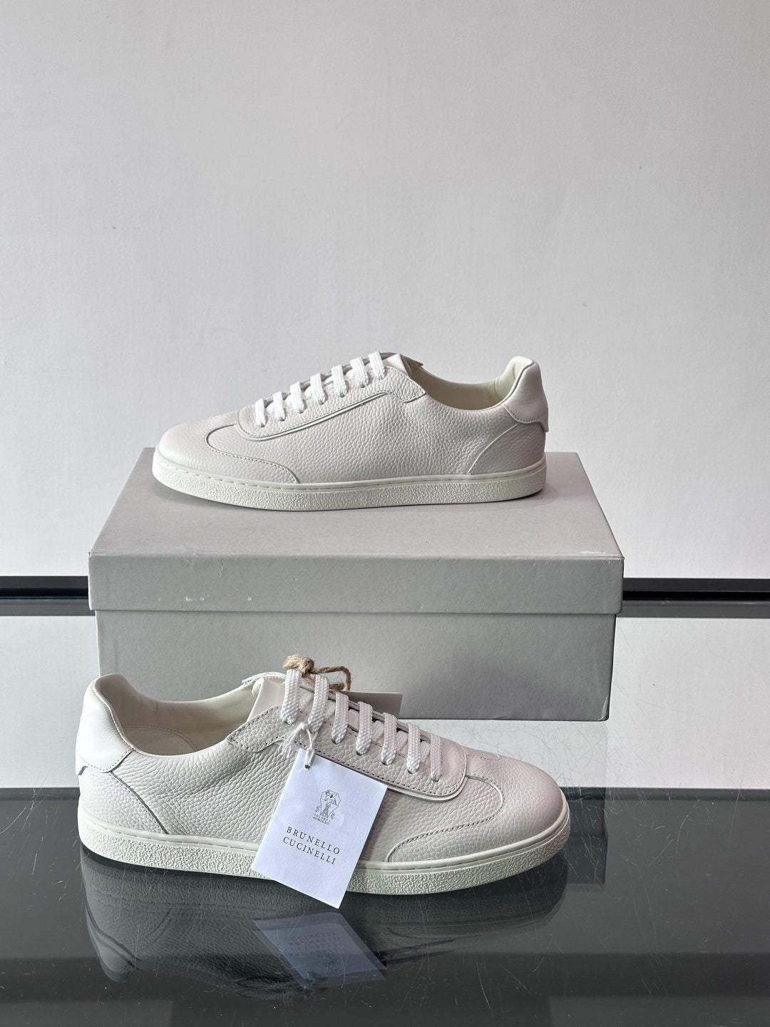 Brunello Cucinelli Men's Light Gray Leather Low-Top Sneakers