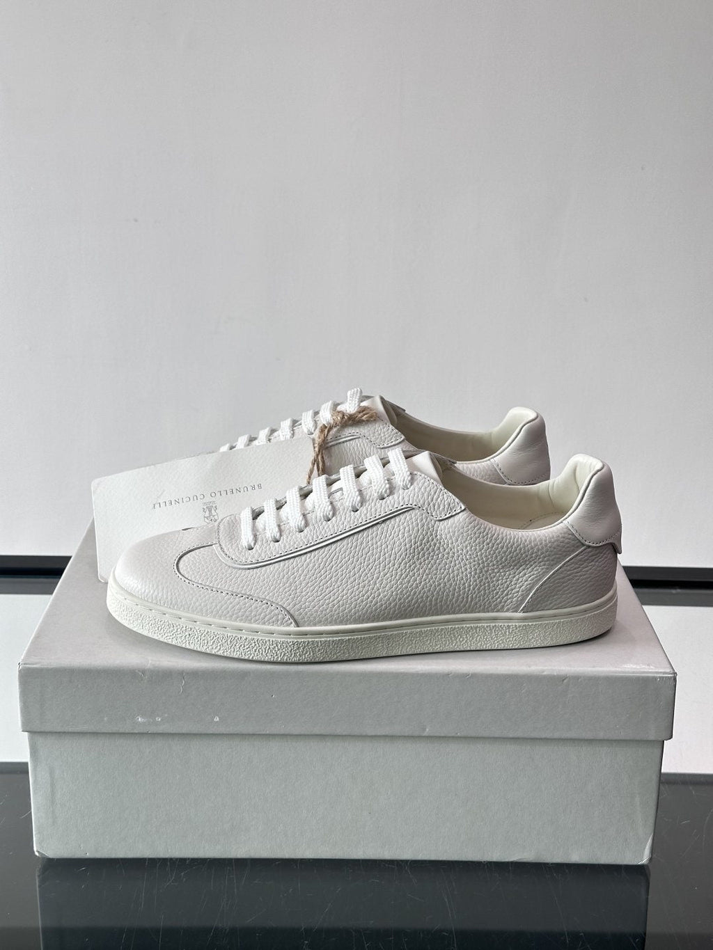 Brunello Cucinelli Men's Light Gray Leather Low-Top Sneakers