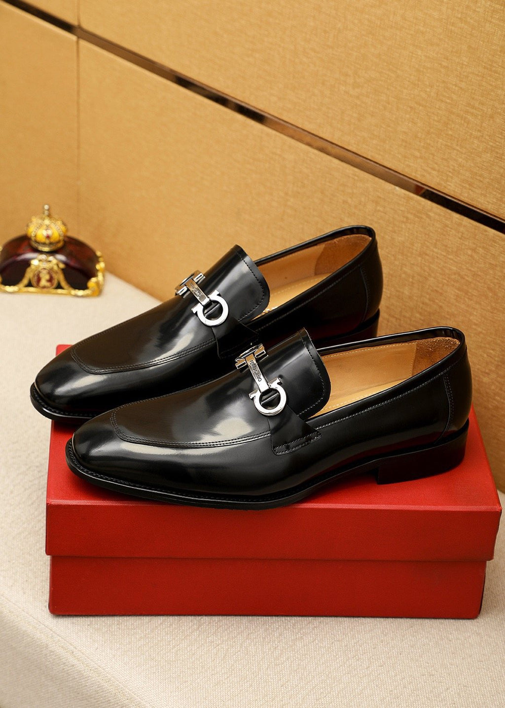 Ferragamo Black Hardware Loafers - Black Leather Upper