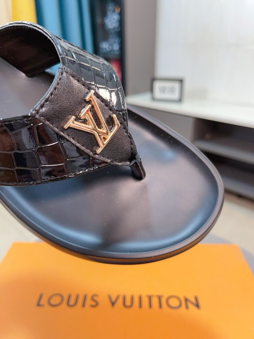 Louis Vuitton Men's Crocodile-Embossed Thong Sandals