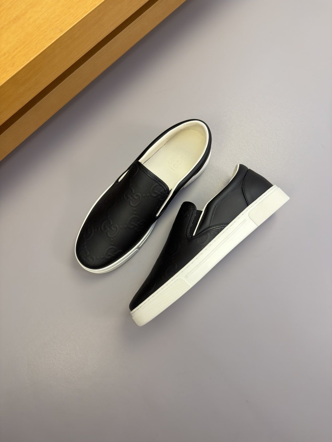 Gucci Leather Slip-On Sneakers