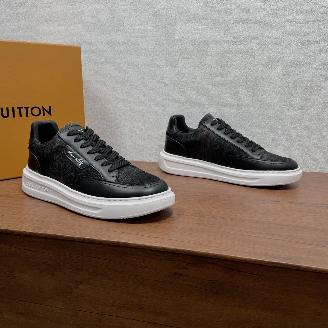 Louis Vuitton Textured Low-Top Sneakers