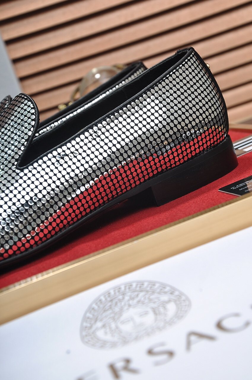 Versace Men's Silver and Black Pattern Loafers
