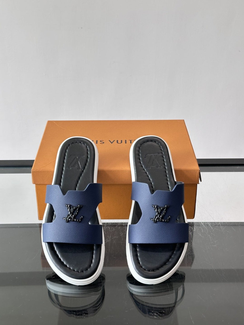 Louis Vuitton Isola Logo Slide Sandals