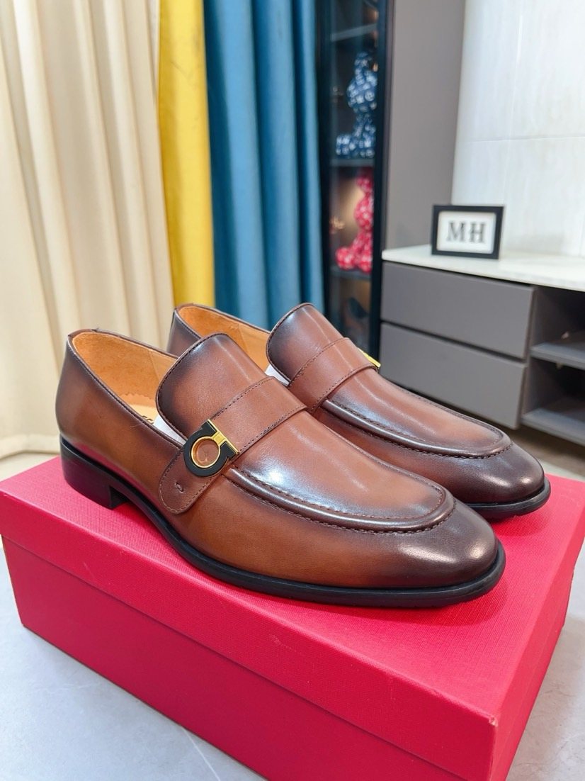 Salvatore Ferragamo Glossy Metal Ornament Loafers