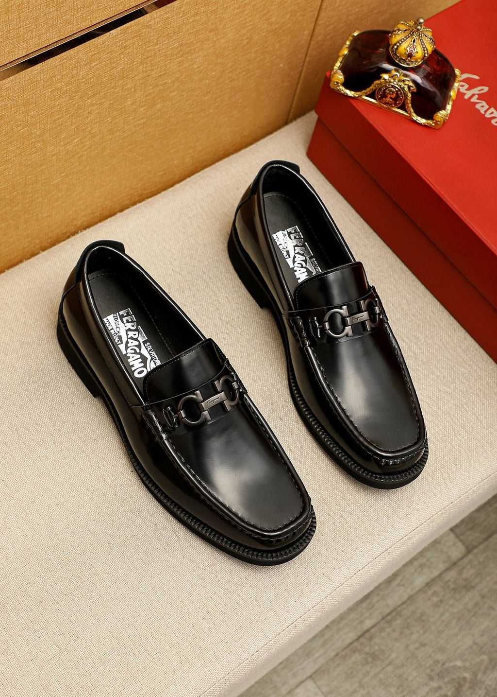 Ferragamo Leather Bit Loafers - Moc-Toe Stitching