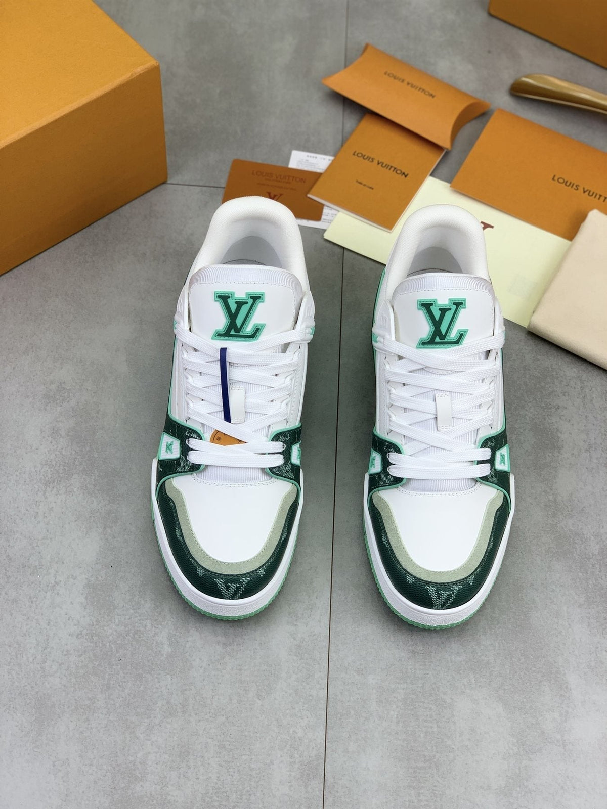 Louis Vuitton Sneakers