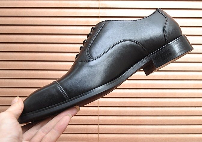 Ferragamo Black Cap-Toe Lace-Up Dress Shoes