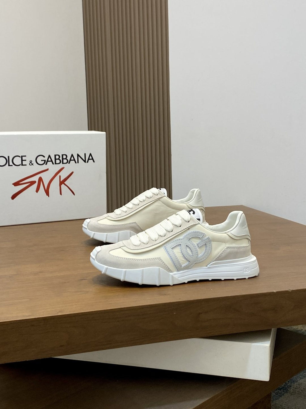 Dolce & Gabbana Men's Low-Top Leather Sneakers